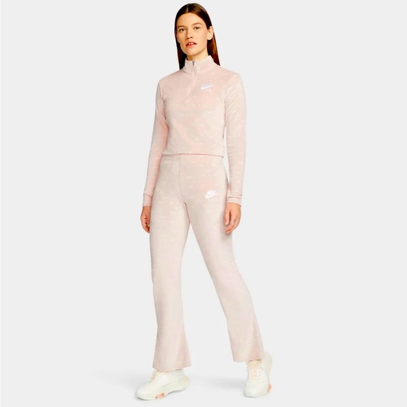 Nike Velour velvet logo pants. Size: SM "35-38" . Colour: baby pink - Picture 1 of 4